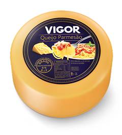 QUEIJO PARMESAO FORMA PECA VIGOR +/-7,7K